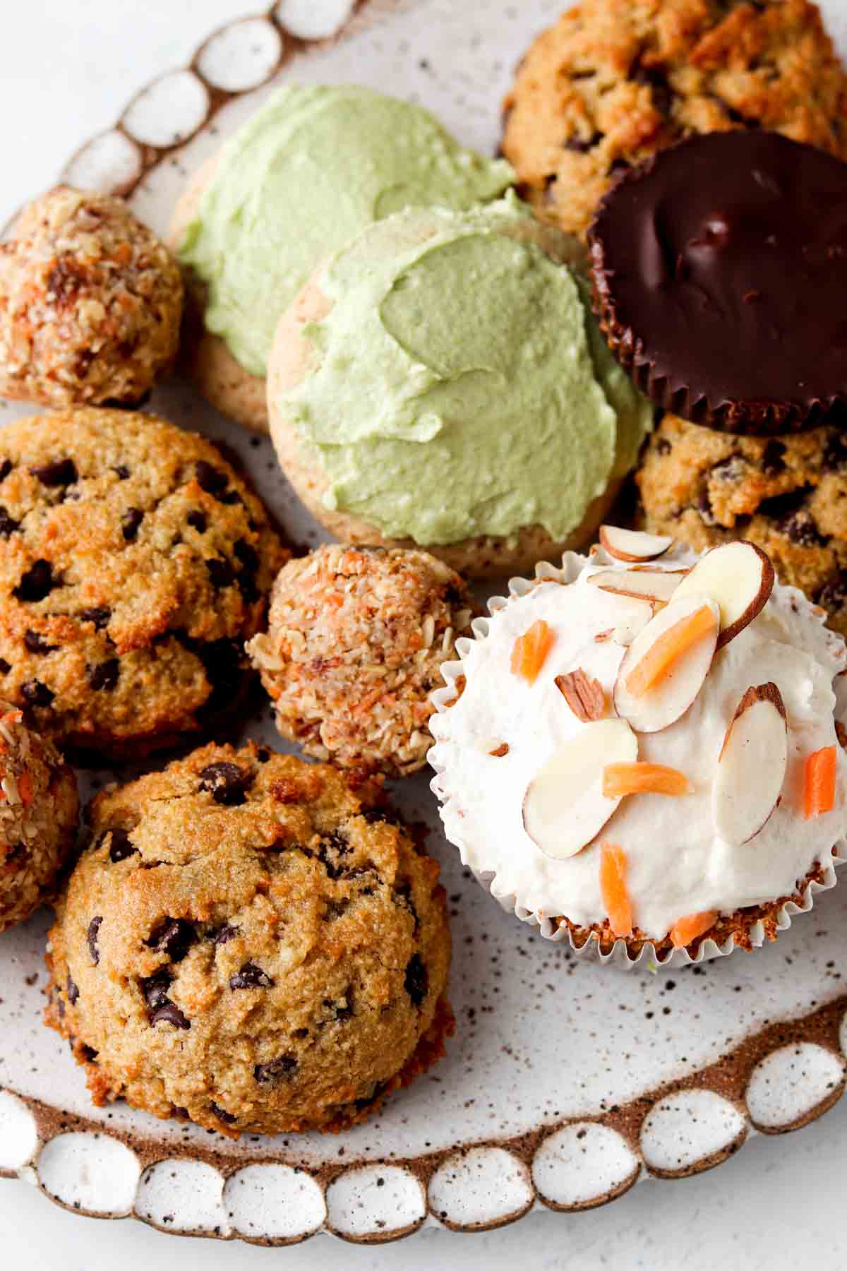 NEW! Preorder Small Dessert Holiday Tray for Easter